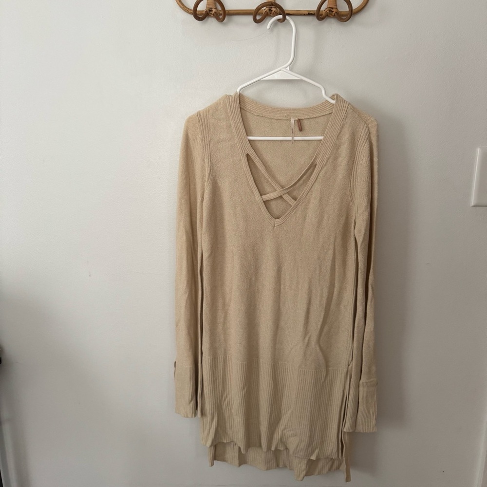 Free People cross cross tunic sweater L
